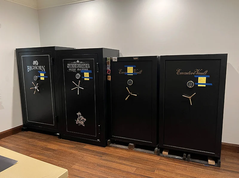 secure gun safe moving